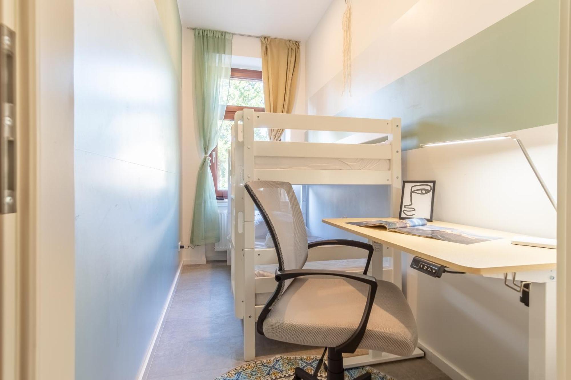 65 Zoll 4K Tv, Disney Plus, Soundbar, Kostenloser Kaffee, 5 Raeume Leipzig Exterior foto